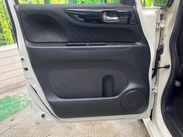 2013 Honda N-BOX CUSTOM DBA-JF1 (UW-6a1e4933597fa)[19]