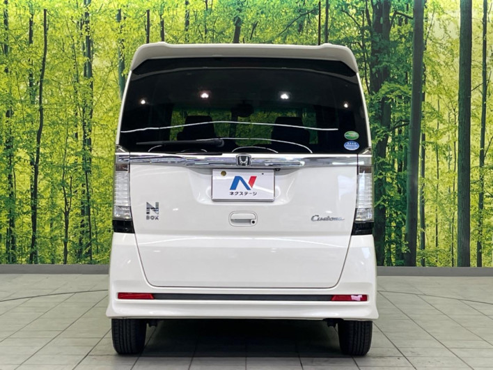 2014 Honda N-BOX CUSTOM DBA-JF1 (UW-6a1e49350b2ce)[16]