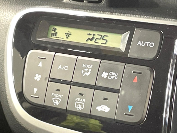 2016 Honda N-BOX DBA-JF1 (UW-6a1e493587fff)[23]