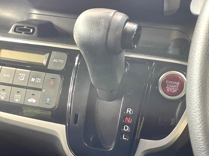2016 Honda N-BOX DBA-JF1 (UW-6a1e493587fff)[19]