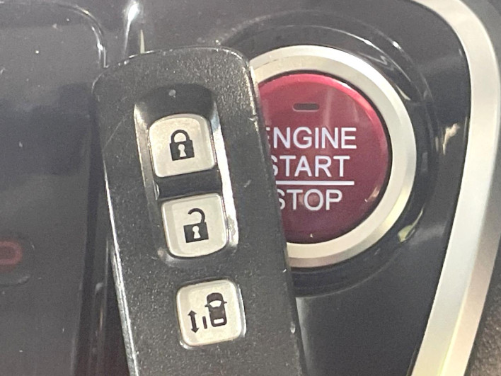 2016 Honda N-BOX DBA-JF1 (UW-6a1e493587fff)[18]