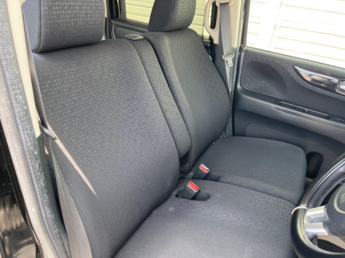 2016 Honda N-BOX CUSTOM DBA-JF1 (UW-6a1e4935ba326)[19]