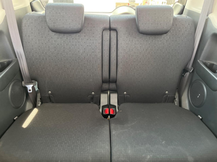 2016 Honda N-BOX CUSTOM DBA-JF1 (UW-6a1e4935ba326)[24]