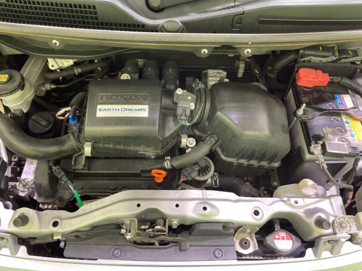 2017 Honda N-BOX DBA-JF1 (UW-6a1e4937234ce)[20]