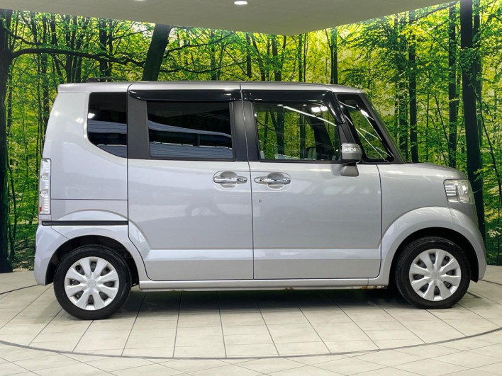 2017 Honda N-BOX DBA-JF1 (UW-6a1e4937234ce)[17]