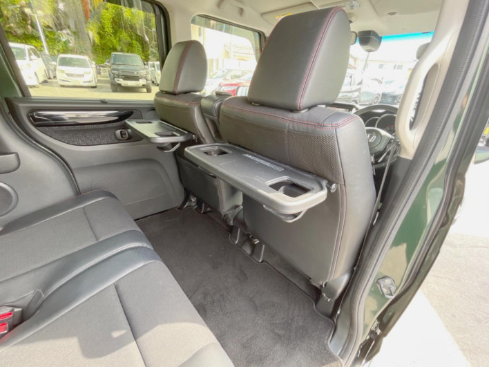 2016 Honda N-BOX CUSTOM DBA-JF2 (UW-6a1e4939be892)[26]