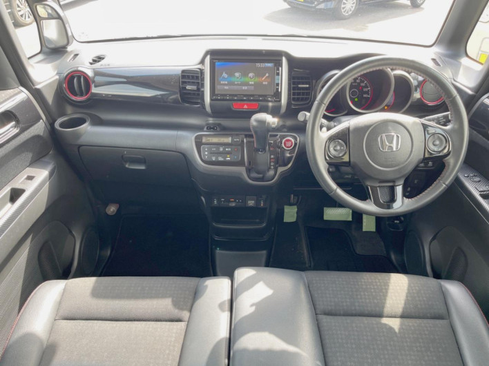 2016 Honda N-BOX CUSTOM DBA-JF2 (UW-6a1e4939be892)[27]