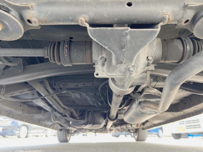 2016 Honda N-BOX CUSTOM DBA-JF2 (UW-6a1e4939be892)[9]