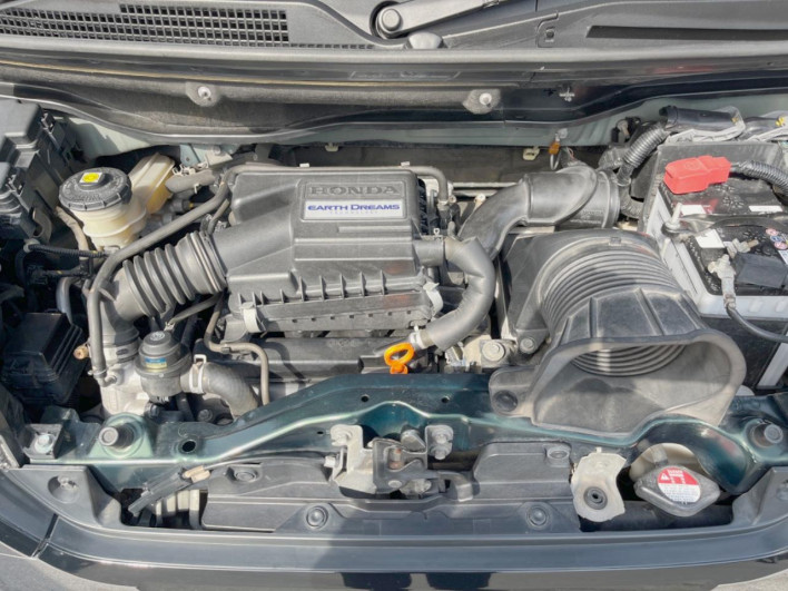 2016 Honda N-BOX CUSTOM DBA-JF2 (UW-6a1e4939be892)[4]