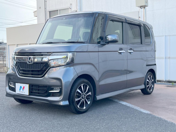 2018 Honda N-BOX CUSTOM DBA-JF3 (UW-6a1e493b337a8)[13]