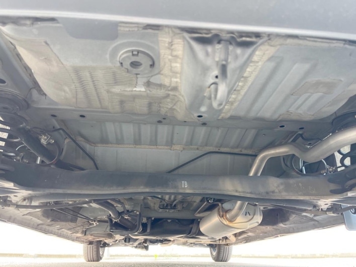 2018 Honda N-BOX CUSTOM DBA-JF3 (UW-6a1e493b337a8)[22]