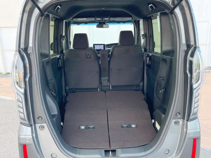 2018 Honda N-BOX CUSTOM DBA-JF3 (UW-6a1e493b337a8)[20]