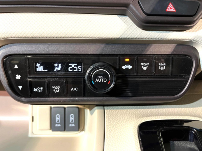 2019 Honda N-BOX DBA-JF3 (UW-6a1e493b9a53a)[21]