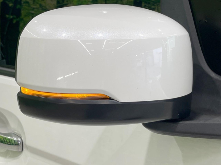 2021 Honda N-BOX CUSTOM 6BA-JF3 (UW-6a1e493d9323f)[16]