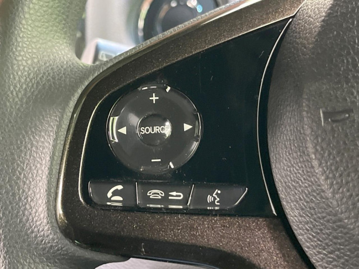 2021 Honda N-BOX CUSTOM 6BA-JF3 (UW-6a1e493d9323f)[27]