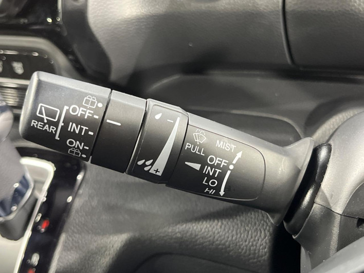 2021 Honda N-BOX CUSTOM 6BA-JF3 (UW-6a1e4942c5069)[29]