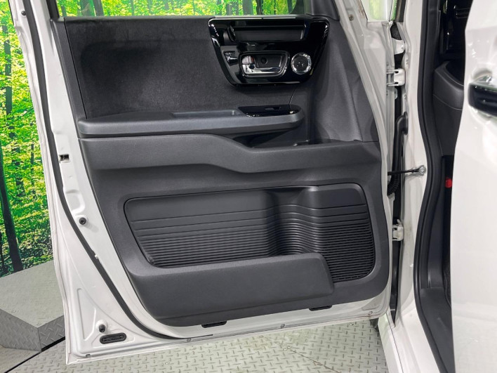 2021 Honda N-BOX CUSTOM 6BA-JF3 (UW-6a1e4942c5069)[4]