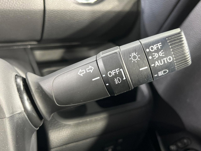 2021 Honda N-BOX CUSTOM 6BA-JF3 (UW-6a1e4942c5069)[28]