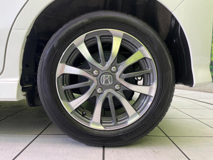 2022 Honda N-BOX CUSTOM 6BA-JF3 (UW-6a1e494454830)[15]