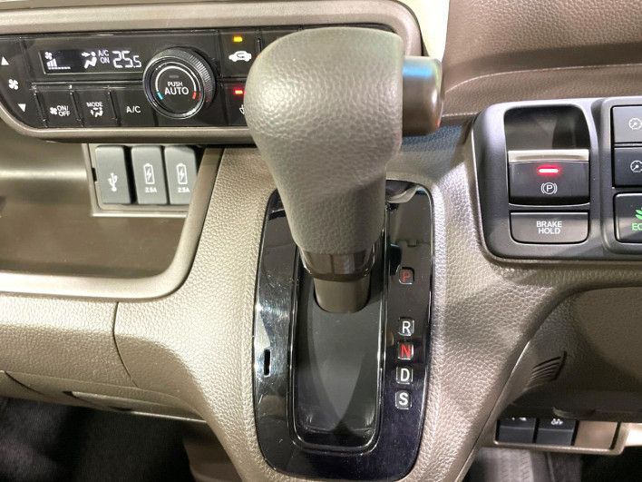 2023 Honda N-BOX 6BA-JF3 (UW-6a1e49466c623)[28]