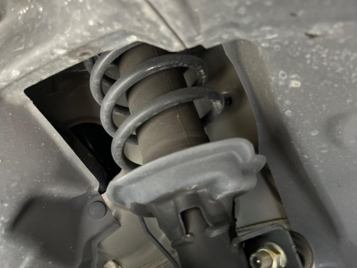 2024 Honda N-BOX CUSTOM 6BA-JF5 (UW-6a1e494d6a1fd)[15]