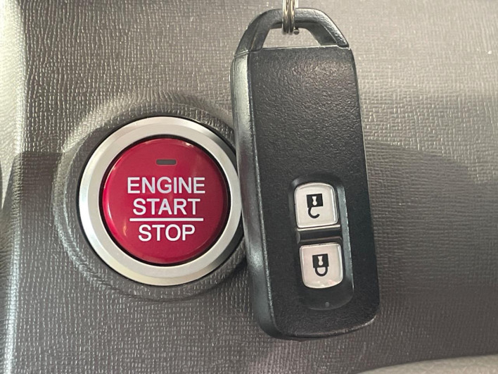 2014 Honda N-ONE DBA-JG1 (UW-6a1e4951b5631)[11]