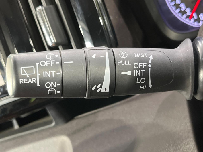 2018 Honda N-ONE DBA-JG2 (UW-6a1e495223537)[19]