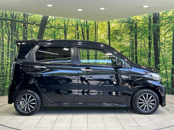 2016 Honda N-WGN Custom DBA-JH1 (UW-6a1e4954d1e92)[24]