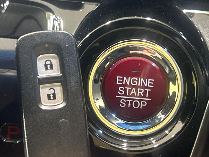 2016 Honda N-WGN Custom DBA-JH1 (UW-6a1e4954d1e92)[6]