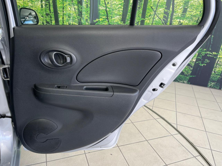 2012 Nissan March DBA-K13 (UW-6a1e495a4abed)[25]