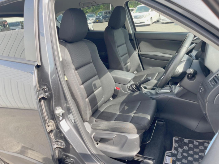 2013 Mazda CX-5 LDA-KE2FW (UW-6a1e495b21d5d)[24]