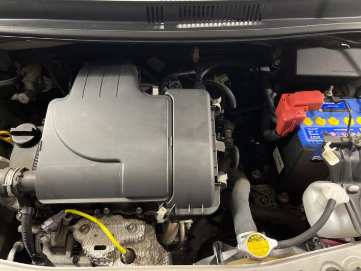 2013 Toyota Passo DBA-KGC30 (UW-6a1e496773518)[4]