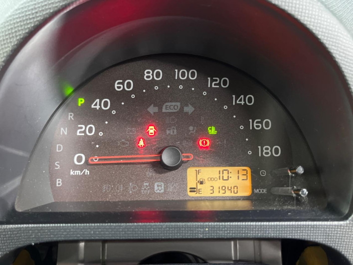 2013 Toyota Passo DBA-KGC30 (UW-6a1e496773518)[14]