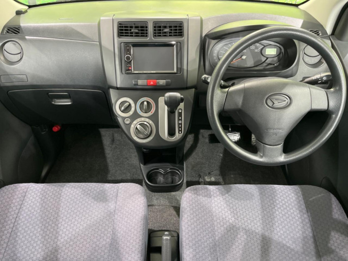 2015 Daihatsu Mira HBD-L285V (UW-6a1e496b4908a)[12]