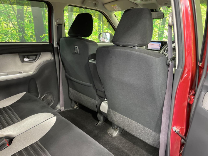 2015 Daihatsu Cast DBA-LA250S (UW-6a1e4971c33a5)[15]