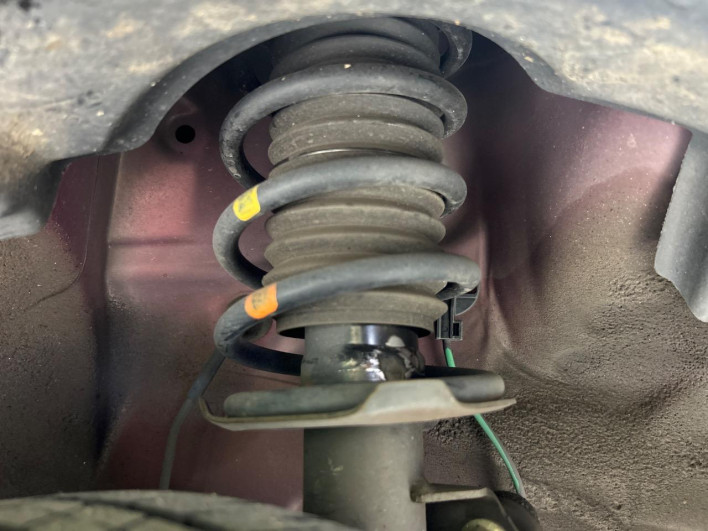 2017 Daihatsu Cast DBA-LA250S (UW-6a1e497344ca9)[10]