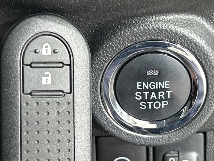 2017 Daihatsu Cast DBA-LA250S (UW-6a1e497344ca9)[26]