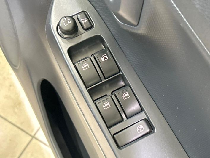 2017 Daihatsu Mirai Ease DBA-LA350S (UW-6a1e4976806dd)[18]