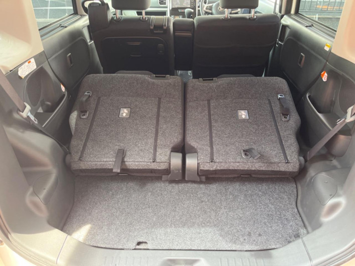 2016 Daihatsu Tanto DBA-LA600S (UW-6a1e497e18b3f)[26]