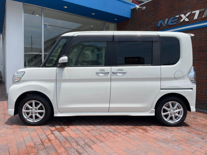 2016 Daihatsu Tanto DBA-LA600S (UW-6a1e497e18b3f)[9]
