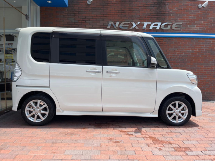 2016 Daihatsu Tanto DBA-LA600S (UW-6a1e497e18b3f)[13]