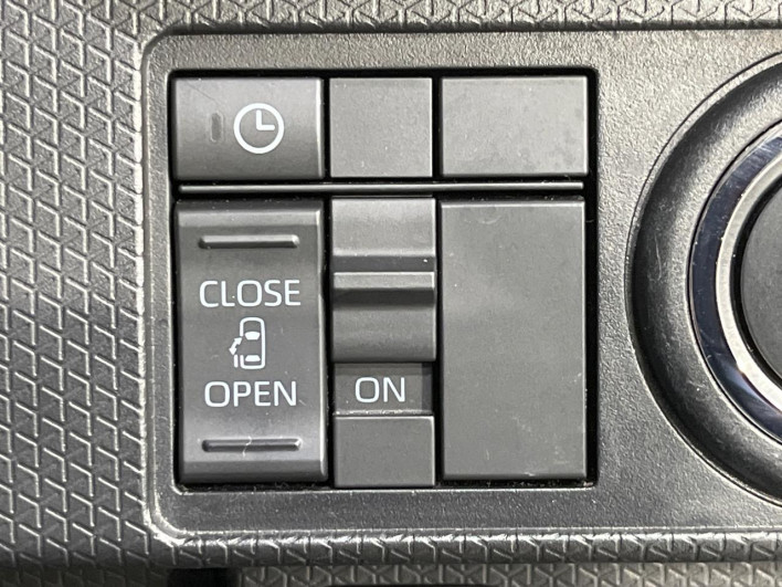 2019 Daihatsu Tanto 6BA-LA650S (UW-6a1e4980a80ba)[18]