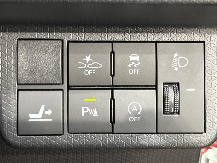 2019 Daihatsu Tanto 6BA-LA650S (UW-6a1e4980a80ba)[19]