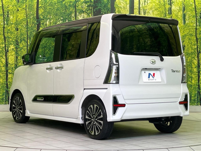 2022 Daihatsu Tanto 5BA-LA650S (UW-6a1e4982cdf71)[10]