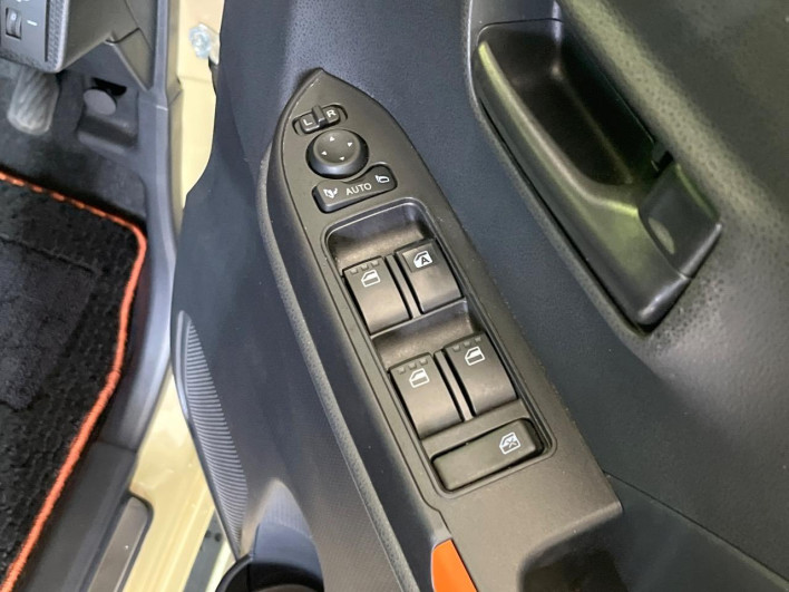 2022 Daihatsu Tanto 5BA-LA650S (UW-6a1e49837b4fa)[23]