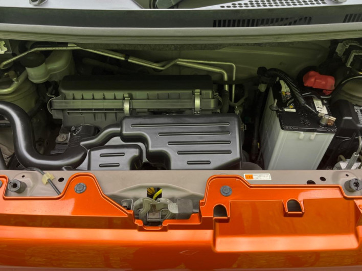2014 Daihatsu Wake DBA-LA700S (UW-6a1e49874b713)[5]