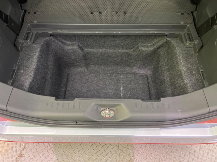 2014 Daihatsu Wake DBA-LA700S (UW-6a1e49874b713)[14]