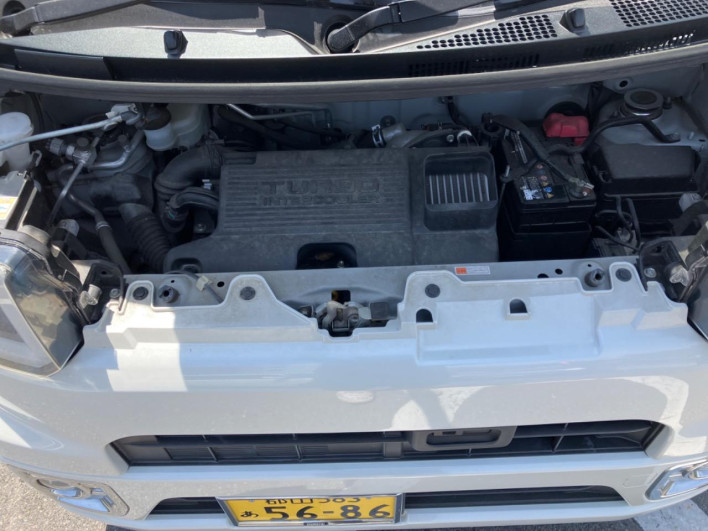 2016 Daihatsu Wake DBA-LA700S (UW-6a1e4987a95ba)[4]