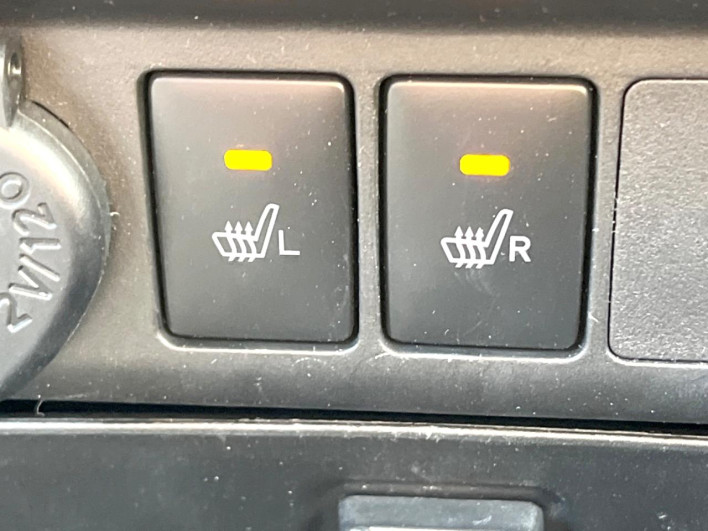 2018 Toyota Roomy DBA-M900A (UW-6a1e499954646)[15]