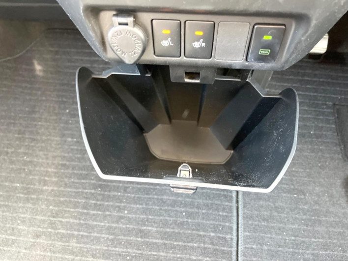 2018 Toyota Roomy DBA-M900A (UW-6a1e499954646)[14]